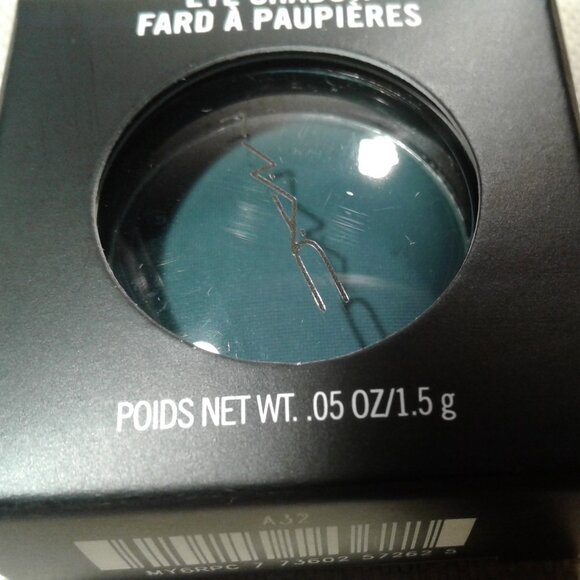 NEW! Mac Eyeshadows (10) - Picture 12 of 16